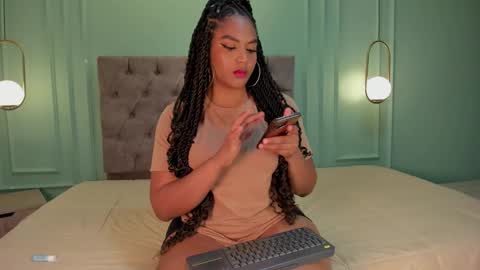 Snapshot of taylor_sexyy chatting on February 26, 4:08 am Taylor  online show from February 26, 4:08 am