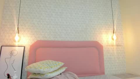 TAYLOR  online show from March 21, 8:19 am