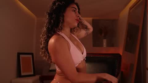 taylormichell online show from March 15, 9:51 pm