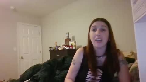 taylorslay online show from March 7, 7:30 am