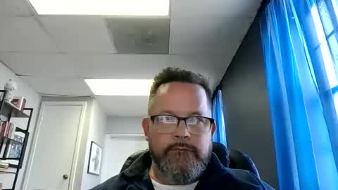 tdhawk87 online show from February 26, 7:39 pm