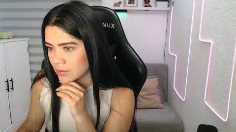 DYNAMITE DUO69 online show from February 5, 12:20 pm