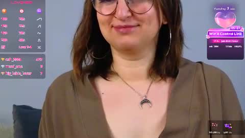 Lady Oudrey online show from July 19, 7:22 am