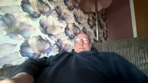 Mark online show from January 10, 3:28 pm