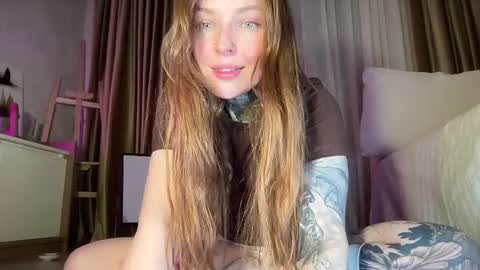 Mary     X TechnoElfff  INST    fansly kissmary online show from March 8, 5:50 pm