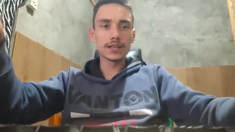 tecnicogatu online show from September 26, 4:42 am