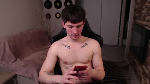 Teddy online show from April 23, 5:14 pm