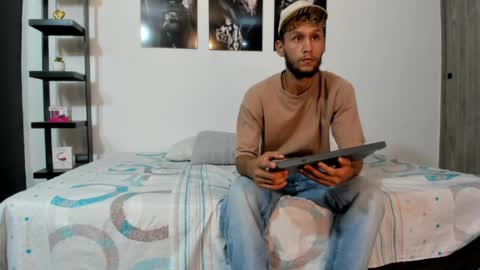 Tedy online show from April 2, 6:59 pm