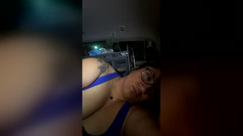 tee1luv online show from February 11, 2:37 am