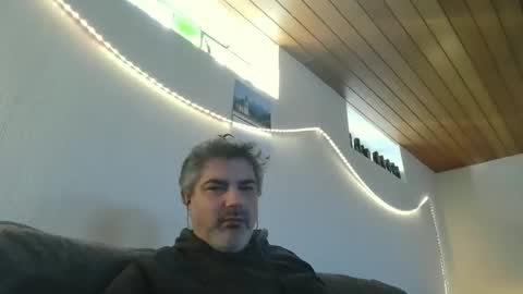 Peter online show from March 9, 8:40 am