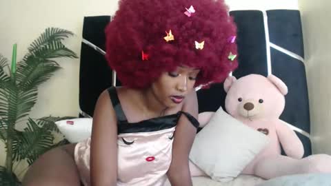 Kittie online show from April 21, 7:04 am