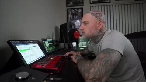 Tef Wesley online show from April 24, 2:46 am