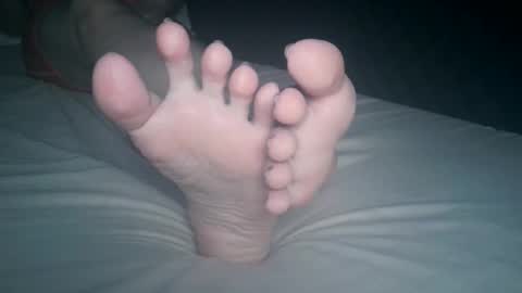 Viv West online show from October 11, 6:18 am