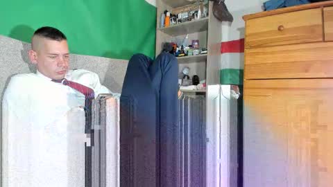 Virg Lszl online show from October 19, 6:45 pm