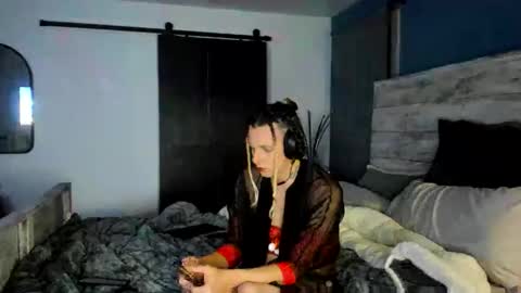 Temporary Ashley online show from December 23, 3:34 am