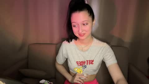 temptingvision online show from April 3, 9:16 am