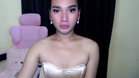 TransGoddessZhandria online show from May 18, 4:07 am