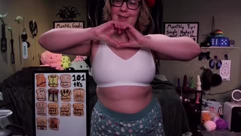 Pixie and Tentacle Overlord online show from January 10, 11:29 pm