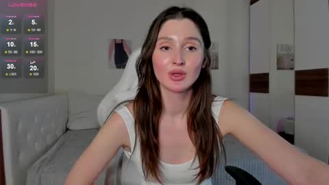 Snapshot of tender_babyy chatting on February 9, 7:30 pm Sexy girl Li online show from February 9, 7:30 pm