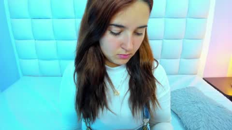 Teresa online show from April 22, 2:24 pm