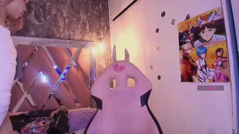 Terra Elowen online show from November 9, 11:57 am