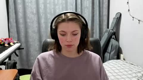 Anny Simpson online show from April 24, 8:22 pm