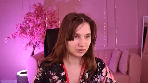 Tessa online show from March 19, 5:24 am