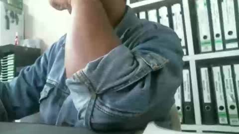 yours online show from March 10, 7:33 am