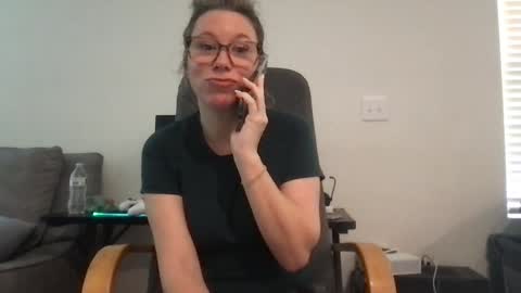 Daphne Summers online show from May 28, 4:16 pm