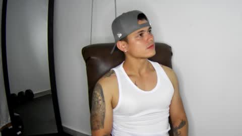 Teylor Fel online show from January 13, 3:34 am