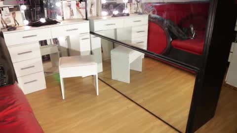 tgirlbelinda online show from December 20, 6:53 am