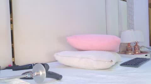 thalia888_ online show from July 17, 9:17 pm