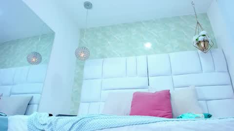 Thalia Nichols online show from February 22, 10:12 pm