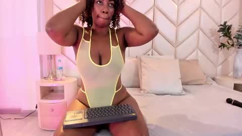 ThaliaWest online show from April 19, 6:10 pm