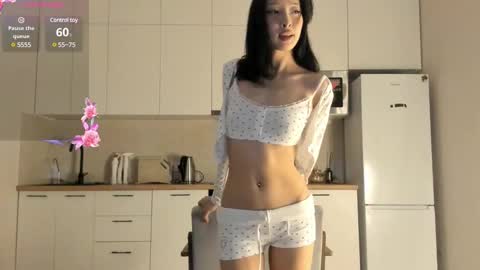 thanos_world1321002 online show from February 27, 9:14 pm