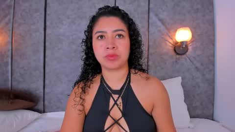 thara webstter online show from July 27, 11:51 am