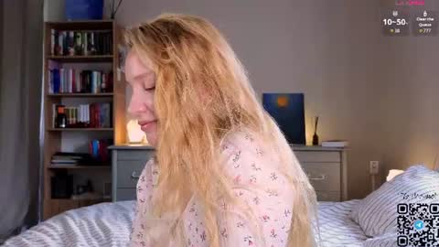Alice online show from July 23, 2:58 pm