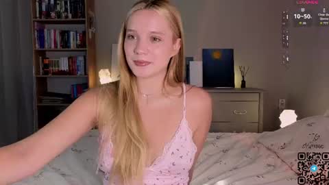Alice online show from July 12, 2:42 pm