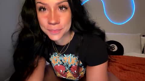 Snapshot of the_dahli_mama chatting on October 24, 12:39 pm the_dahli_mama online show from October 24, 12:39 pm