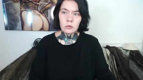 the_ice_woman online show from September 15, 8:38 am