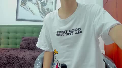   T H E    M A R K   K I N G online show from October 17, 5:39 pm