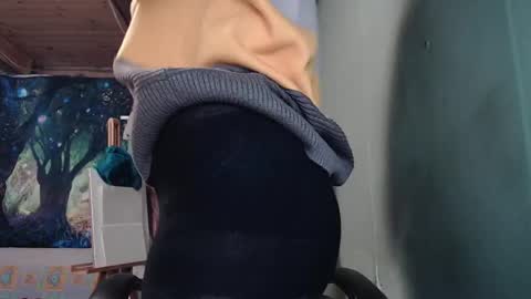 Ekye online show from January 31, 9:16 am