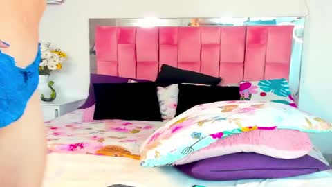 IGAleja queen1 online show from November 15, 1:13 pm