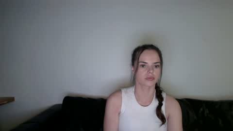 Jade online show from July 15, 8:35 pm