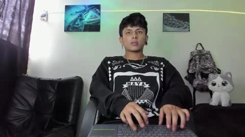 Danny online show from December 20, 9:39 pm