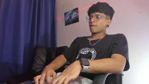 Danny online show from February 4, 4:05 am