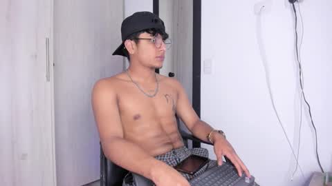 Danny online show from September 29, 6:34 am