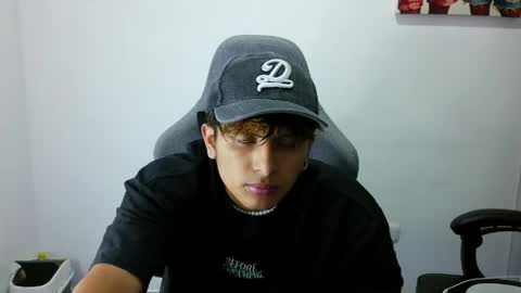 Danny online show from April 24, 2:35 am