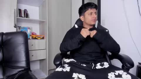 Danny online show from November 24, 2:54 am