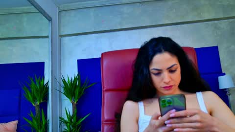 TheaGlow online show from April 3, 5:14 am